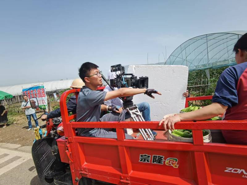 电商爆款背后的推手：阿勒泰产品视频拍摄公司精准捕捉卖点痛点